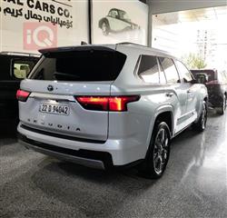 Toyota Sequoia